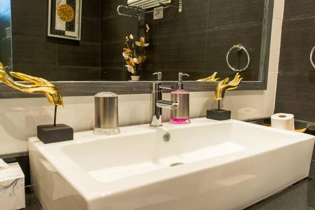 Magnificent 2Br Villa Isawan With Salt Pool Ban Saiyuan Eksteriør bilde